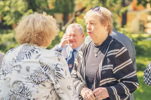 Встреча гостей во дворе министерства