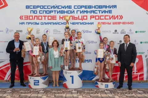 Победители на пьедестале турнира «Золотое кольцо России»