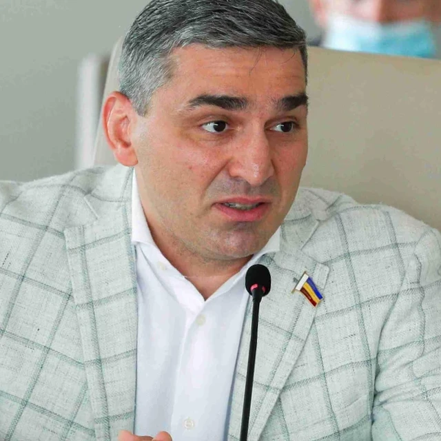 Вартерес Самургашев