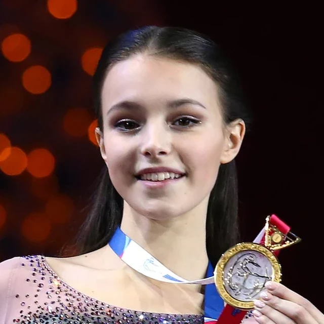 Анна Щербакова